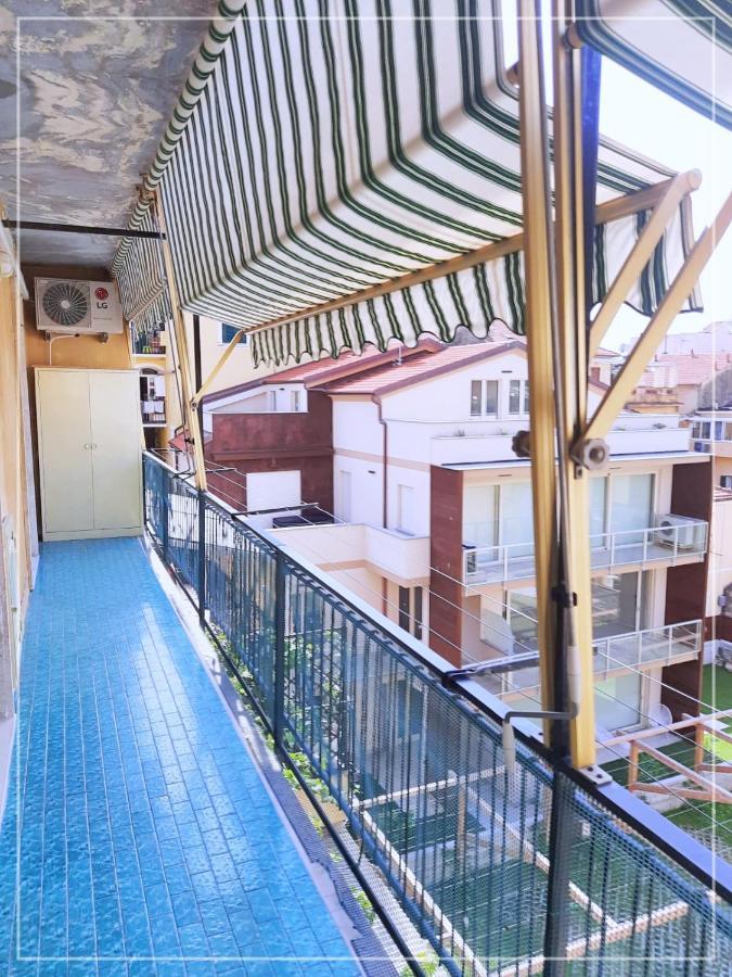 アラッシオLa Casa Di Palmaアパートメント エクステリア 写真